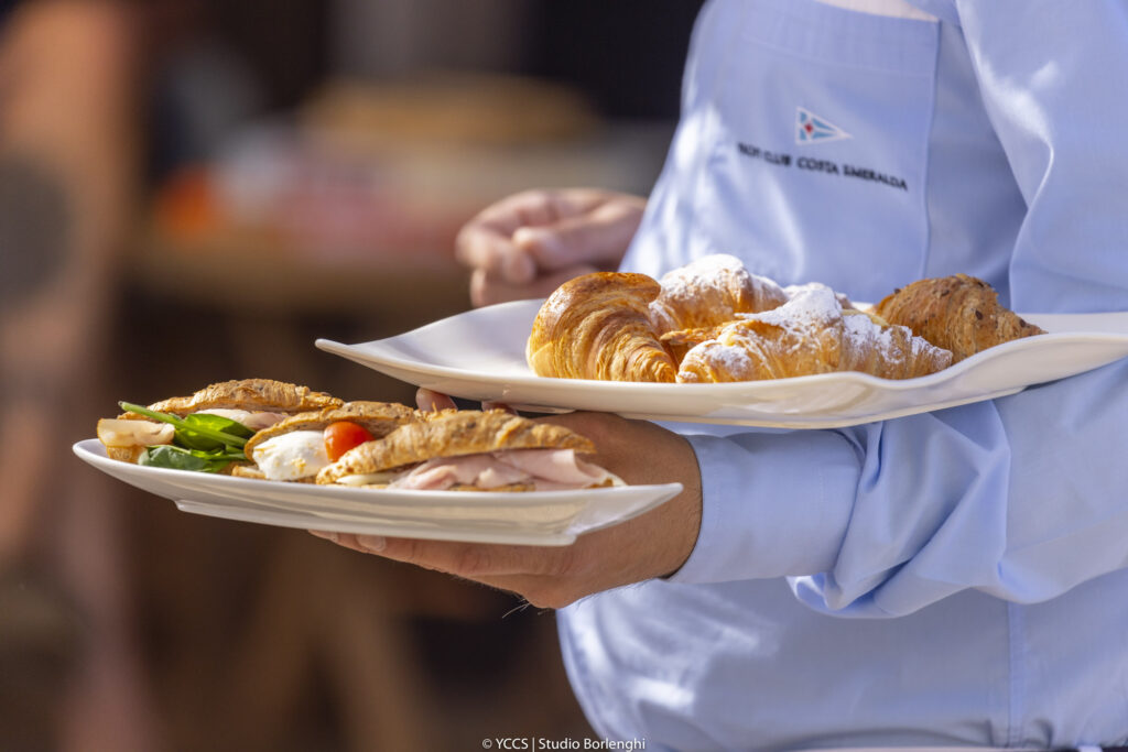 3. Serve Food with Plastic-Free Dinnerware<br>we serve food in biodegradable materials or plates and dishes that are washed with specific non-polluting detergents.