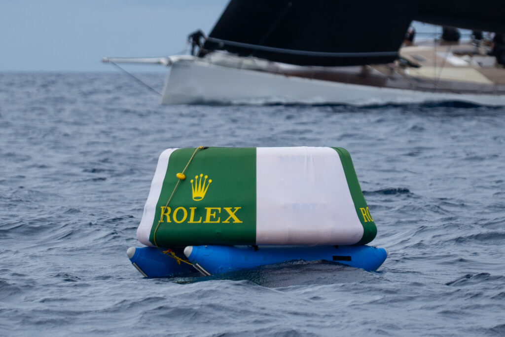 19. Reduce Day-of Emissions<br>During the event were used robotic buoys