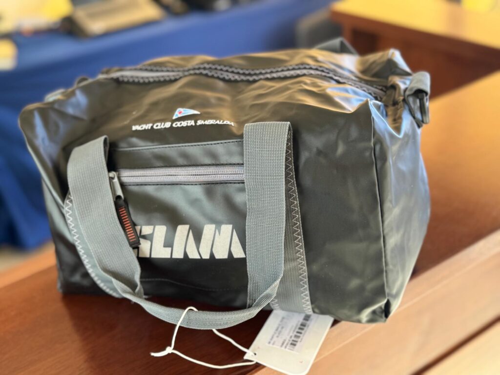 4. Skip Bags or Go Reusable<br>We gave the sailors Slam sails bags as skippers bags that they can reuse. 