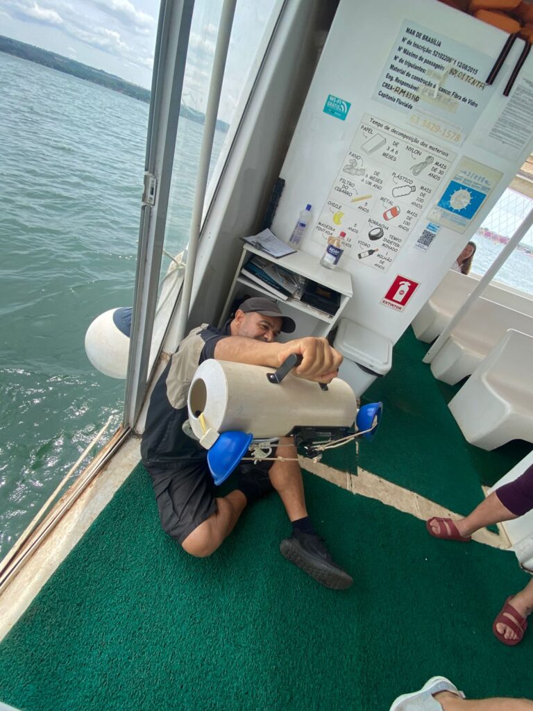 20. Inspire Future Action<br>- Action 16 - A professor and a researcher from the University of Brasília collected and analyzed water samples from Lake Paranoá during the regattas and spoke with participants about life in the water.
- Action 19 - This event offset the carbon emissions of the first edition, held in 2024; we launched a carbon emissions calculator for travel at nautical events for testing.
- Action 20 - The sailors