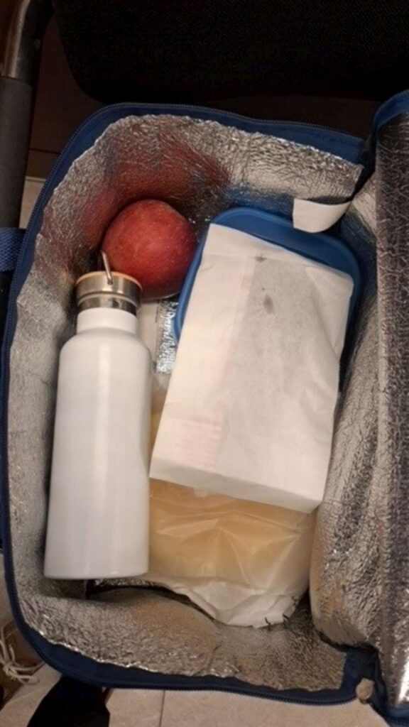 4. Skip Bags or Go Reusable<br>Reusable bags were used to packed lunches offered by the YCCS to the teams working in the event.
Food items were packed in paper bags or reusable plastic containers, reducing the use of single-use plastic packaging